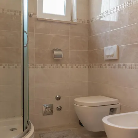 Barolo Guest house *